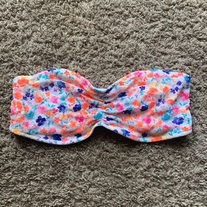 Victoria’s Secret Pink-Strapless Floral Bralette